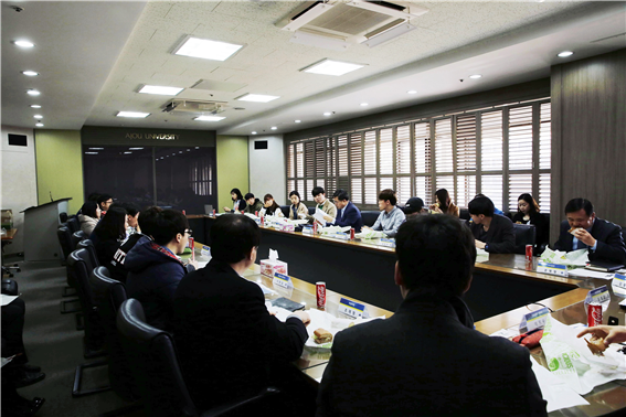 1학기 첫 ‘브라운백 미팅’ 열려